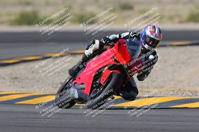 media/Nov-06-2022-SoCal Trackdays (Sun) [[208d2ccc26]]/Turn 11 (10am)/